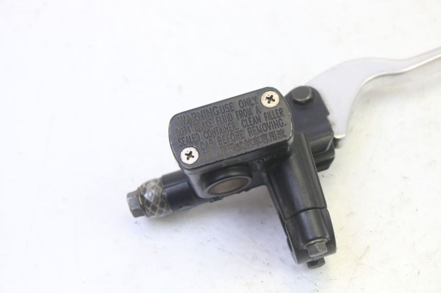 photo de FRONT BRAKE MASTER CYLINDER KYMCO GRAND DINK 125 (2008 - 2014) - Zoom on usage condition
