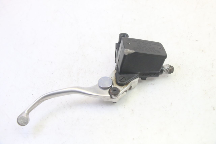 photo de FRONT BRAKE MASTER CYLINDER SUZUKI GSF N BANDIT 600 (1996 - 1999) - Fixing points details