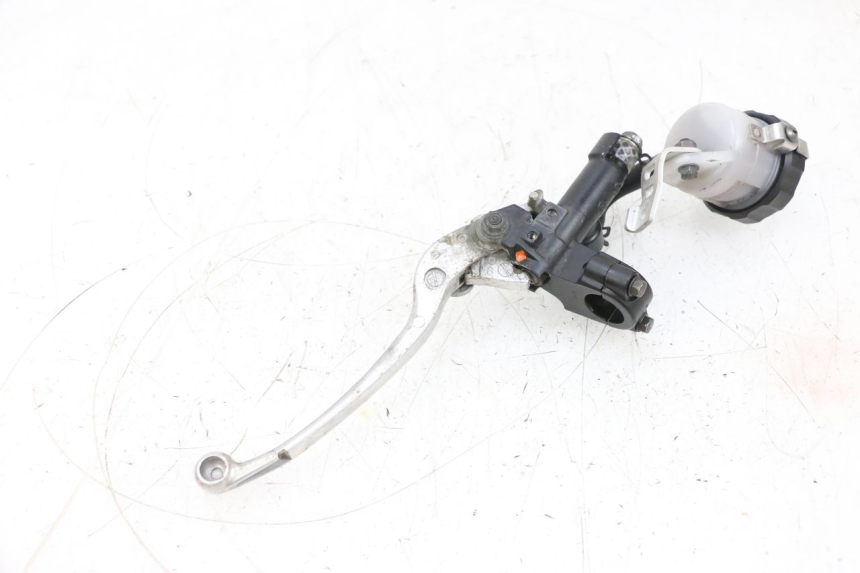 photo de FRONT BRAKE MASTER CYLINDER SUZUKI GSXR GSX-R 1000 (2003 - 2004) - Component detail