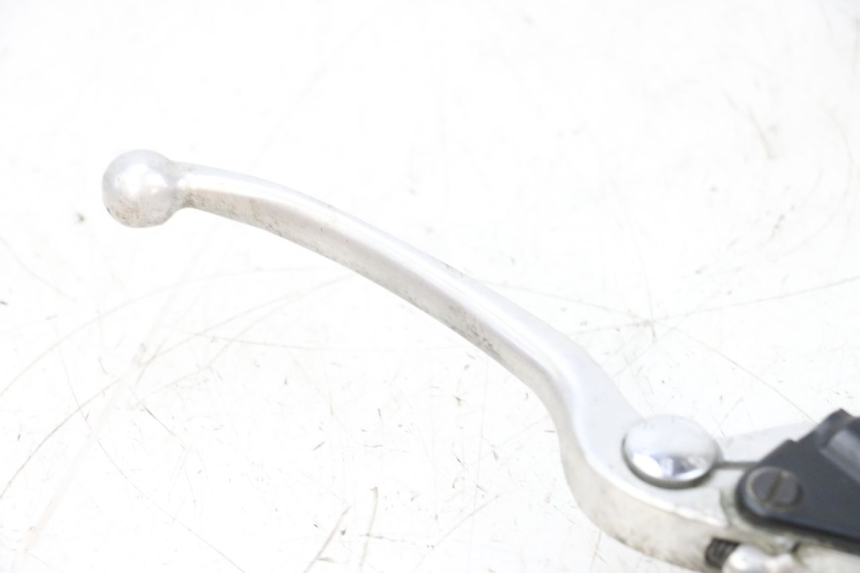 photo de FRONT BRAKE MASTER CYLINDER SUZUKI GSXR GSX-R 1000 (2003 - 2004) - Additional view of the item