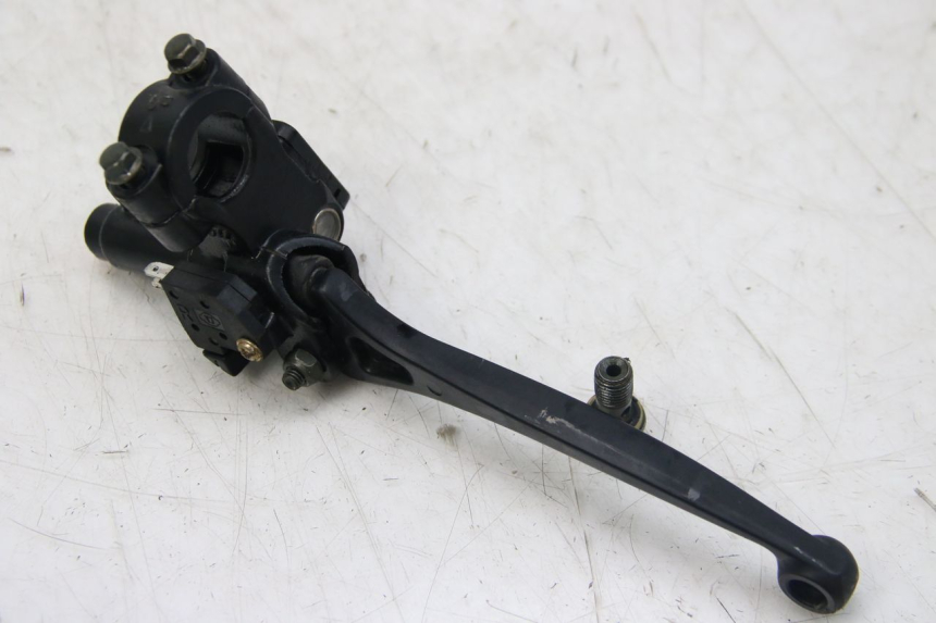 photo de FRONT MASTER CYLINDER EUROCKA GTR 50 (2007 - 2017) - Zoom on usage condition