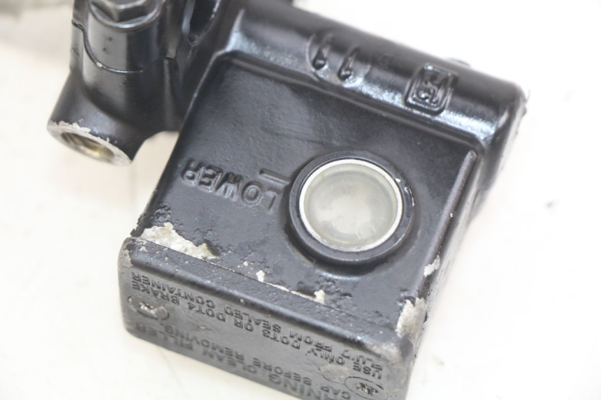 photo de FRONT BRAKE MASTER CYLINDER SYM GTS EFI 125 (2012 - 2016) - Component detail