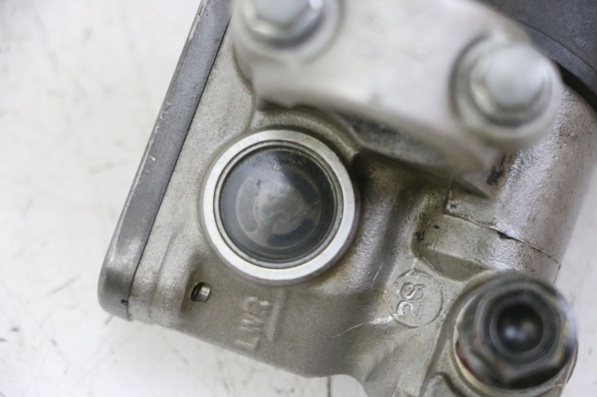 photo de FRONT BRAKE MASTER CYLINDER HONDA CR 85 (2003 - 2007) - Zoom on usage condition