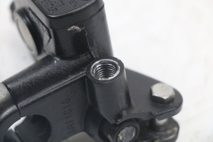 photo de FRONT BRAKE MASTER CYLINDER HONDA PCX (JF28) 125 (2009 - 2011) - Technical close-up