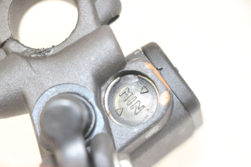 photo de FRONT BRAKE MASTER CYLINDER PEUGEOT JET FORCE CARBU 50 (2003 - 2016) - Zoom on usage condition