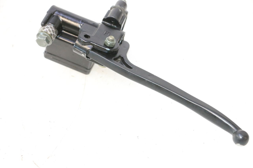 photo de FRONT BRAKE MASTER CYLINDER RIDE KALLIO 50 (2010 - 2019) - Zoom on usage condition