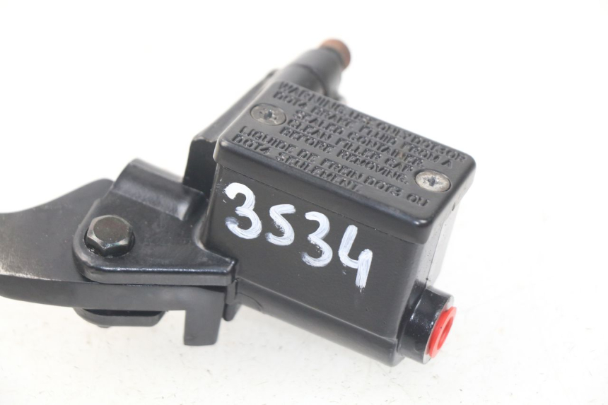 photo de FRONT BRAKE MASTER CYLINDER PEUGEOT KISBEE 2T 50 (2010 - 2017) - Fixing points details