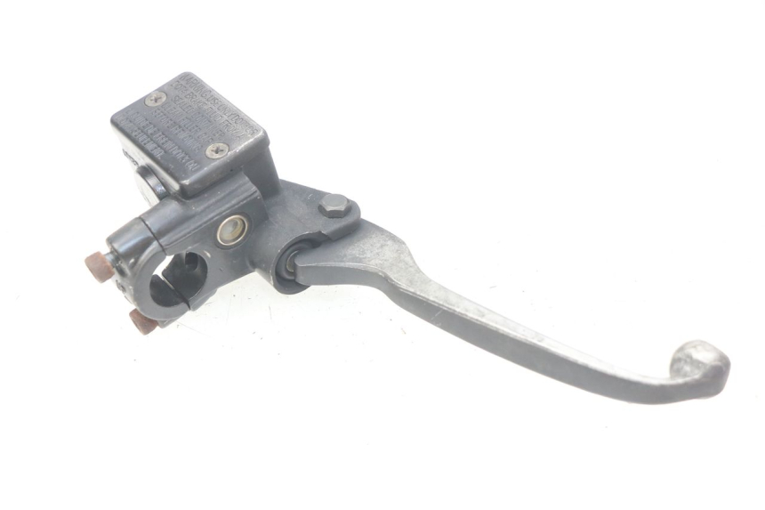 photo de FRONT BRAKE MASTER CYLINDER PEUGEOT KISBEE 2T 50 (2010 - 2017) - Zoom on usage condition