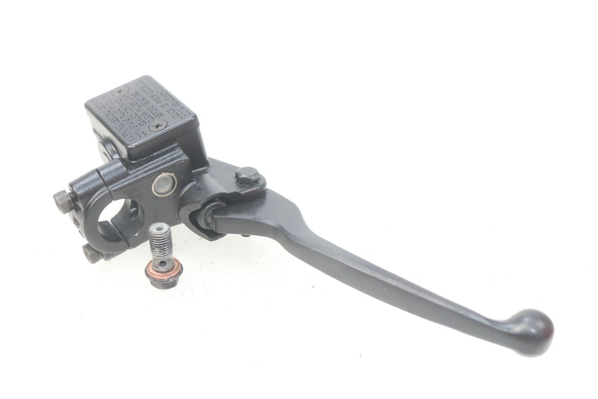 photo de FRONT BRAKE MASTER CYLINDER PEUGEOT KISBEE 4T 50 (2018 - 2022) - Zoom on usage condition