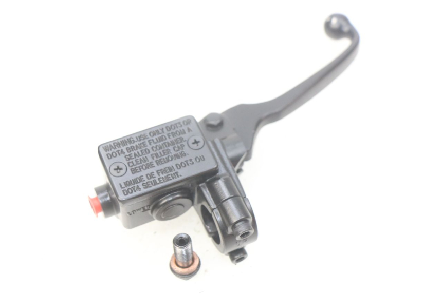 photo de FRONT BRAKE MASTER CYLINDER PEUGEOT KISBEE 4T 50 (2018 - 2022) - Alternative perspective