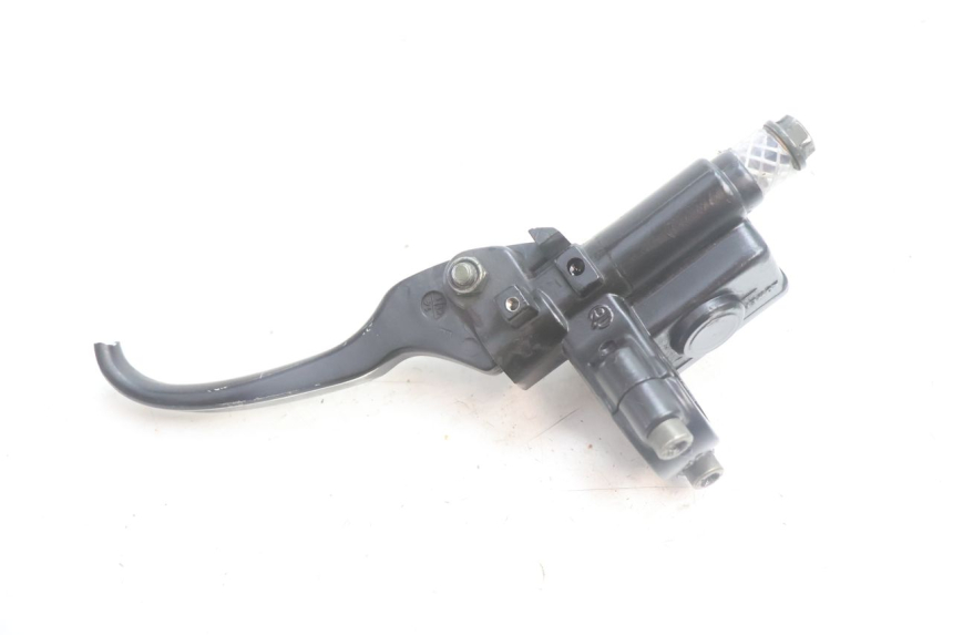 photo de FRONT MASTER CYLINDER PEUGEOT KISBEE 4T 50 (2010 - 2017) - Fixing points details