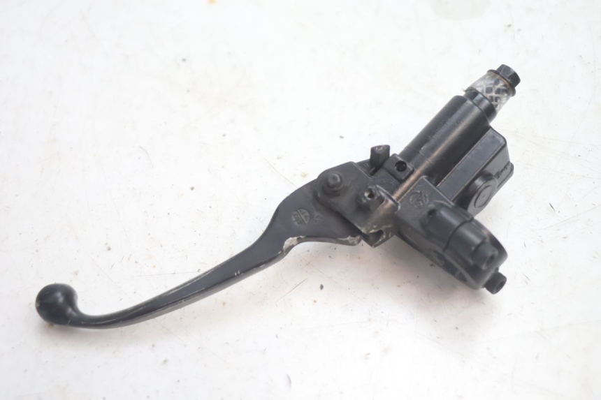 photo de FRONT BRAKE MASTER CYLINDER PEUGEOT KISBEE 4T 50 (2018 - 2022) - Surface and material condition