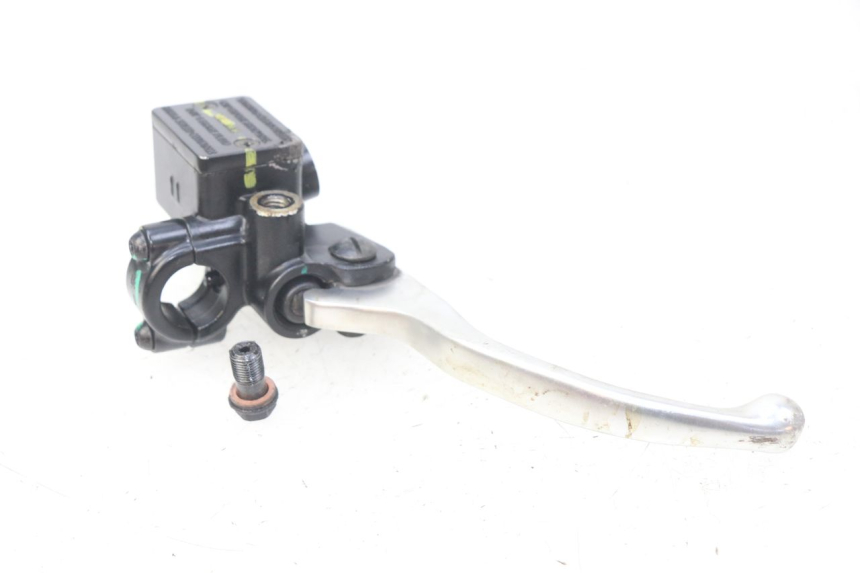 photo de FRONT BRAKE MASTER CYLINDER PIAGGIO LIBERTY IGET 4T 50 (2015 - 2020) - Zoom on usage condition