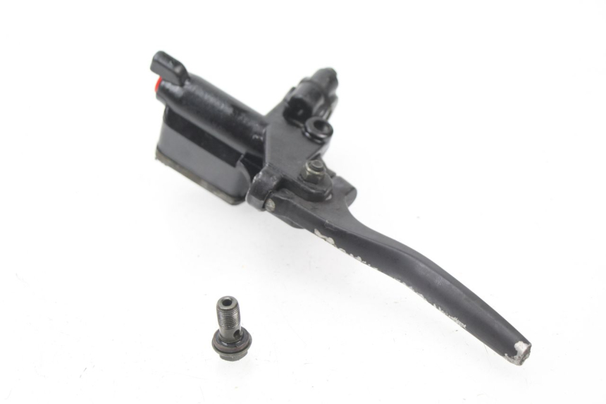 photo de FRONT BRAKE MASTER CYLINDER PEUGEOT LOOXOR 50 (2001 - 2004) - Zoom on usage condition