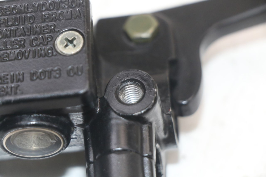 photo de FRONT BRAKE MASTER CYLINDER MASH LEGEND'R 4T 50 (2021 - 2025) - Alternative perspective