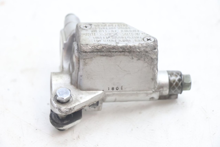 photo de FRONT BRAKE MASTER CYLINDER SYM MIO 50 (2005 - 2010) - Zoom on usage condition