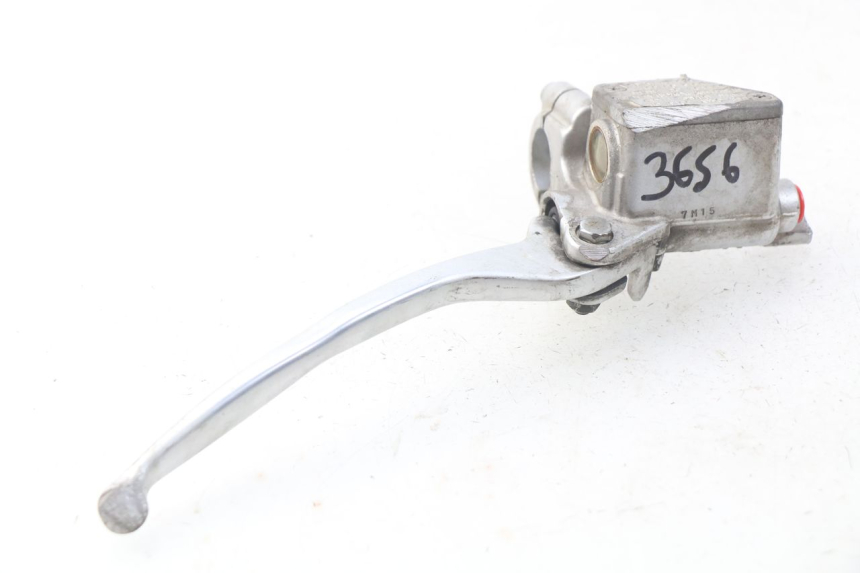 photo de FRONT BRAKE MASTER CYLINDER SYM MIO 100 (2006 - 2017) - Component detail