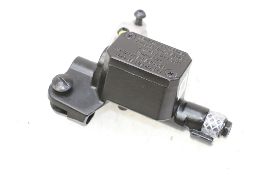 photo de FRONT BRAKE MASTER CYLINDER PIAGGIO MP3 HPE 310 (2024 - 2025) - Main view