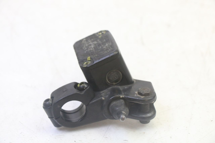 photo de FRONT BRAKE MASTER CYLINDER PIAGGIO MP3 LT 300 (2010 - 2016) - Technical close-up