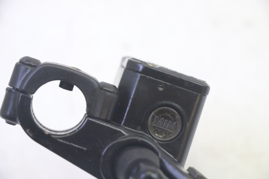 photo de FRONT MASTER CYLINDER PIAGGIO MP3 LT 400 (2007 - 2012) - Technical close-up