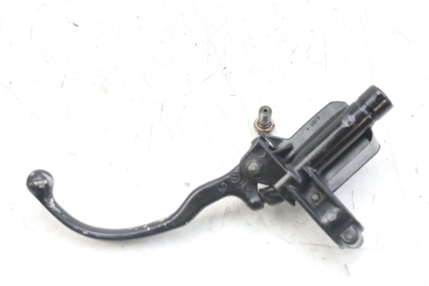 photo de FRONT MASTER CYLINDER PIAGGIO MP3 RL 250 (2006 - 2010) - Zoom on usage condition