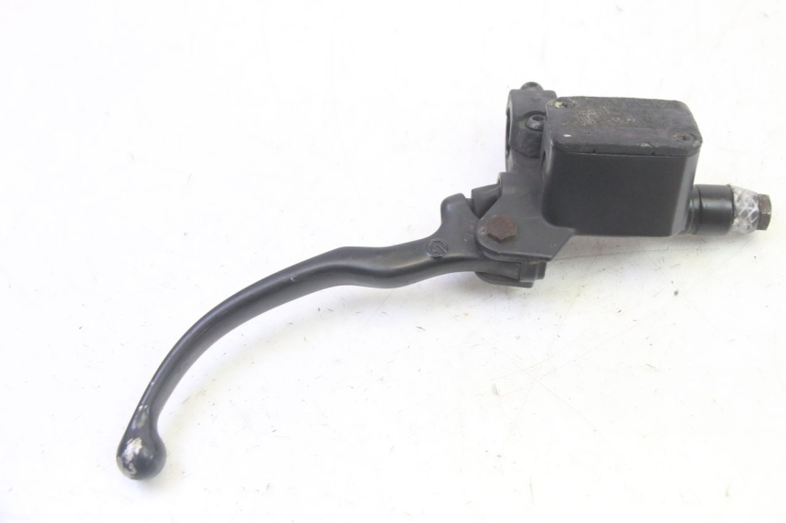 photo de FRONT BRAKE MASTER CYLINDER PIAGGIO MP3 125 (2006 - 2014) - Alternative perspective