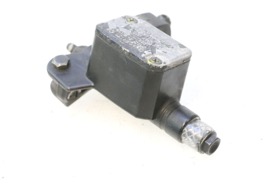 photo de FRONT BRAKE MASTER CYLINDER PIAGGIO MP3 500 (2011 - 2015) - Surface and material condition