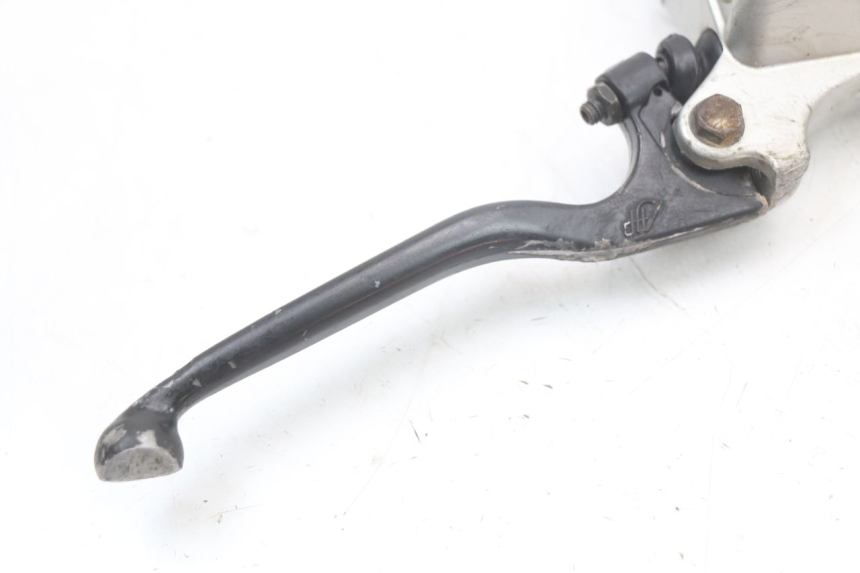 photo de FRONT BRAKE MASTER CYLINDER RIEJU MRT 50 (2018 - 2021) - Zoom on usage condition