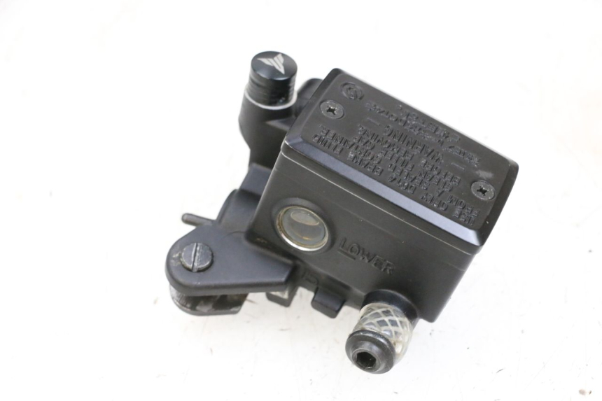 photo de FRONT BRAKE MASTER CYLINDER YAMAHA MT-07 MT07 ABS 700 (2018 - 2020) - Main view