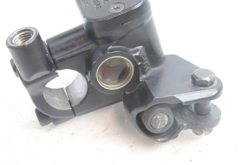 photo de FRONT BRAKE MASTER CYLINDER YAMAHA N-MAX NMAX 125 (2021 - 2024) - Product overview
