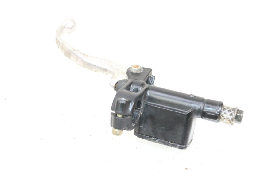 photo de FRONT BRAKE MASTER CYLINDER YAMAHA NEO'S NEOS 2T 50 (1998 - 2007) - Zoom on usage condition