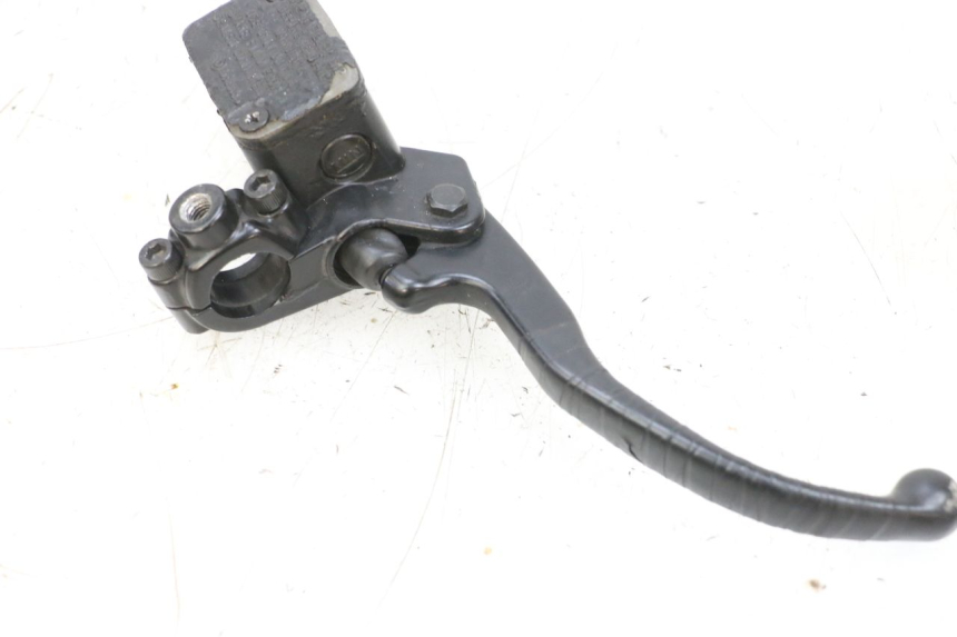 photo de FRONT BRAKE MASTER CYLINDER YAMAHA NEOS NEO'S 4T 50 (2008 - 2016) - Checked used part