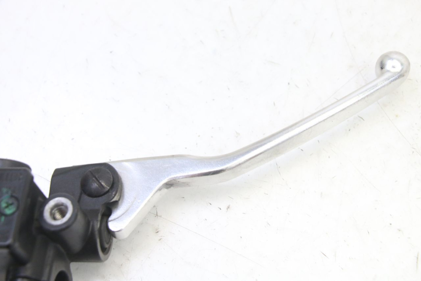 photo de FRONT BRAKE MASTER CYLINDER PIAGGIO NRG POWER PUREJET 50 (2018 - 2021) - Zoom on usage condition