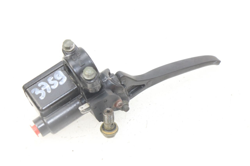 photo de FRONT BRAKE MASTER CYLINDER NECO ONE 2T 50 (2011 - 2020) - Zoom on usage condition