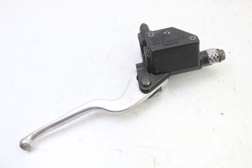 photo de FRONT BRAKE MASTER CYLINDER SYM ORBIT 2 4T 50 (2008 - 2017) - Alternative perspective