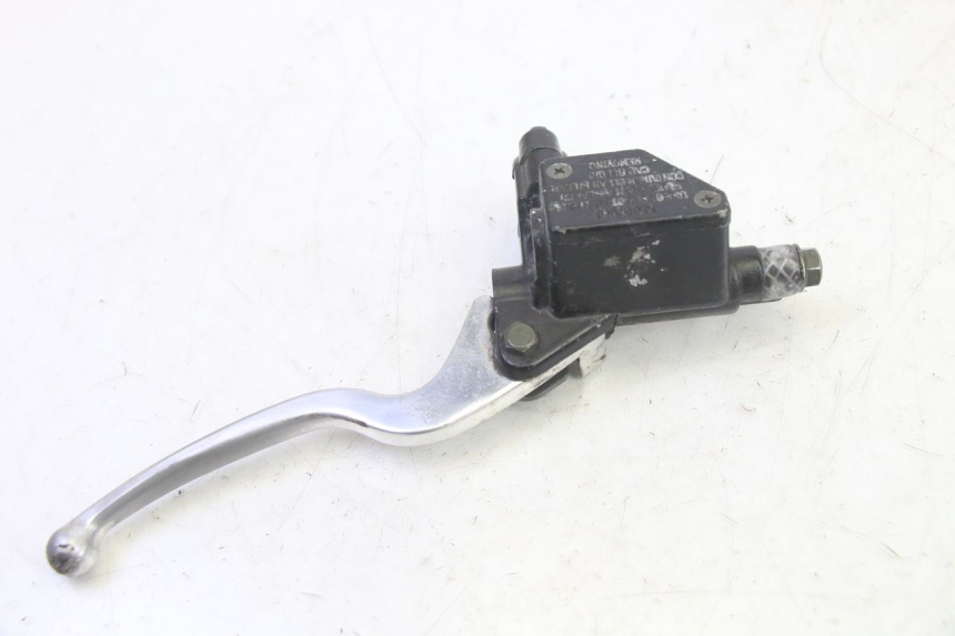 photo de FRONT BRAKE MASTER CYLINDER SYM ORBIT III 3 4T 50 (2021 - 2025) - Alternative perspective