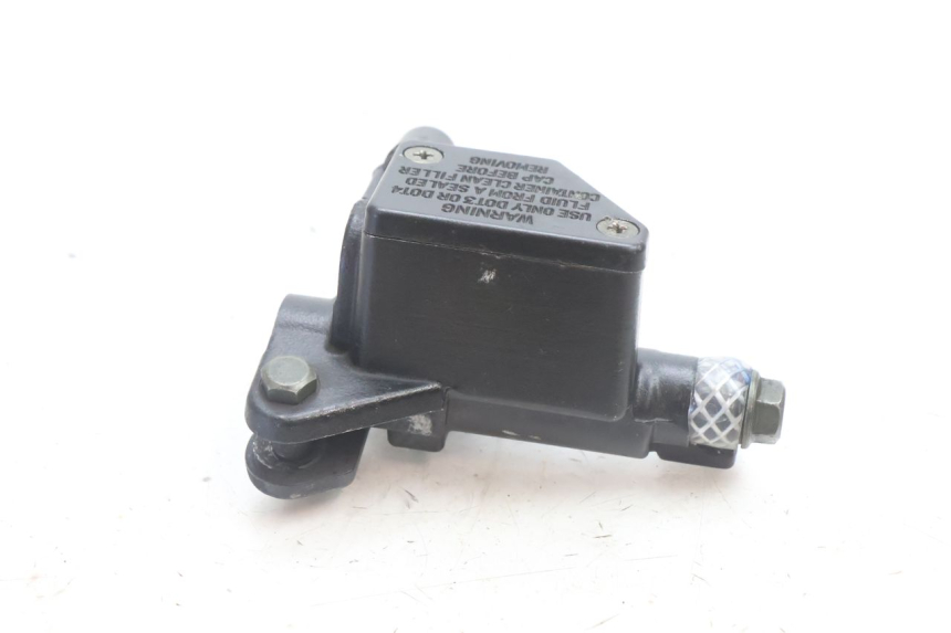 photo de FRONT BRAKE MASTER CYLINDER SYM ORBIT III 3 4T 50 (2021 - 2025) - Alternative perspective