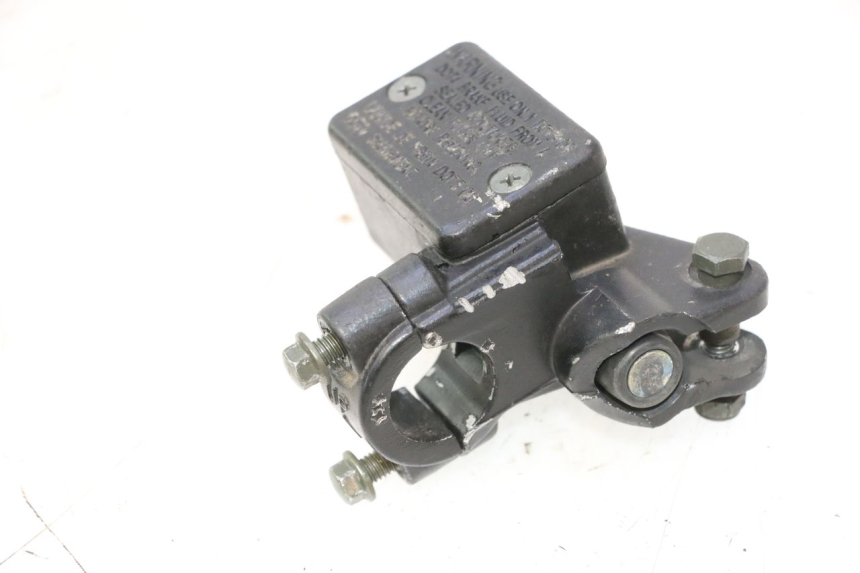 photo de FRONT MASTER CYLINDER IMF INDUSTRIE PACH 2T 50 (2009 - 2013) - Technical close-up