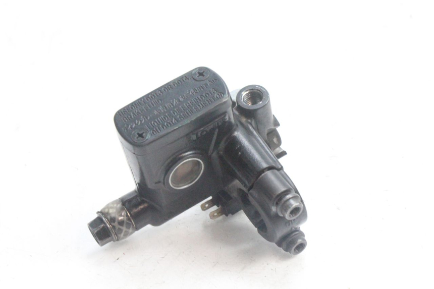 photo de FRONT BRAKE MASTER CYLINDER HONDA PCX (JF28) 125 (2009 - 2011) - Main view