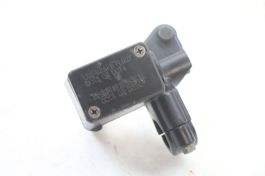 photo de FRONT BRAKE MASTER CYLINDER KYMCO PEOPLE S 125 (2000 - 2008) - Main view