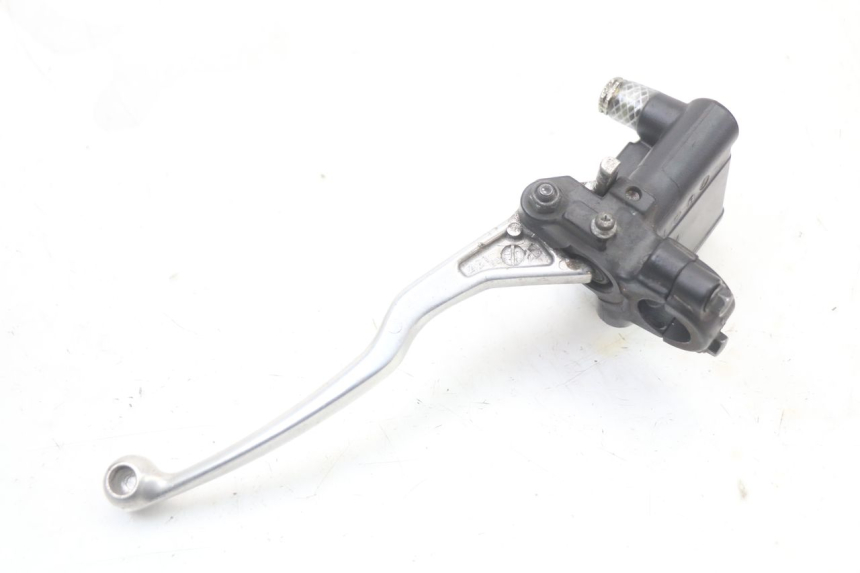 photo de FRONT BRAKE MASTER CYLINDER PEUGEOT SATELIS 125 (2010 - 2012) - Surface and material condition