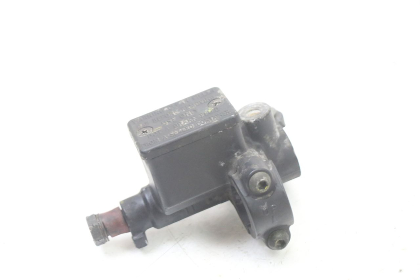 photo de FRONT MASTER CYLINDER PIAGGIO VESPA LX 2T 50 (2005 - 2013) - Alternative perspective