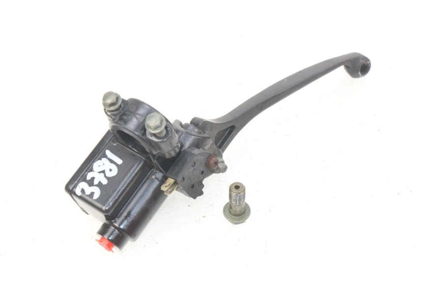 photo de FRONT BRAKE MASTER CYLINDER IMF INDUSTRIE PTIO 2 50 (2014 - 2017) - Zoom on usage condition