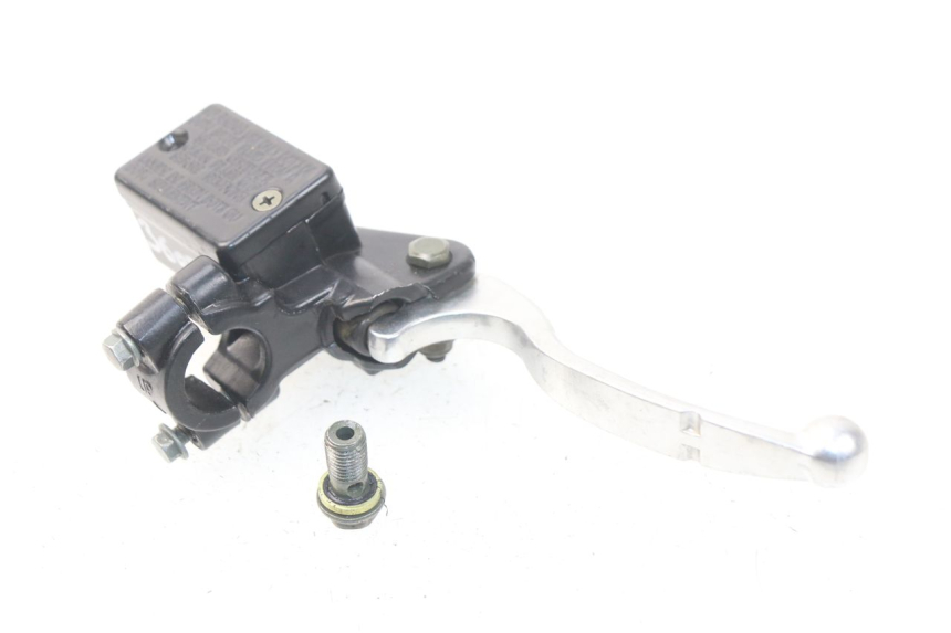 photo de FRONT BRAKE MASTER CYLINDER APOLLO RFZ 150 - Zoom on usage condition