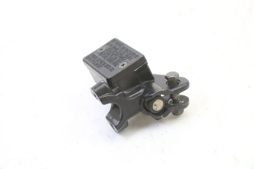 photo de FRONT BRAKE MASTER CYLINDER APOLLO RFZ 125 - Technical close-up