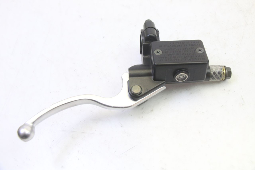 photo de FRONT BRAKE MASTER CYLINDER APOLLO RFZ 125 - Alternative perspective