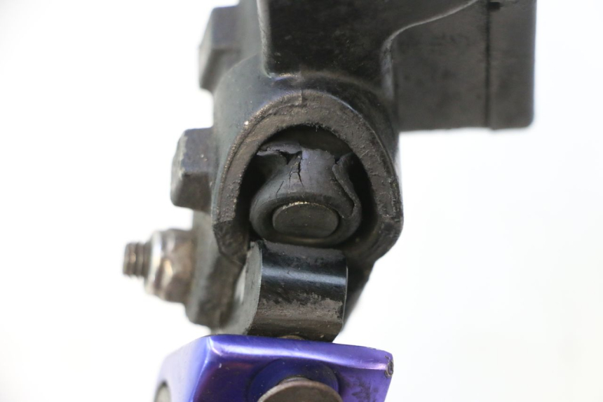 photo de FRONT BRAKE MASTER CYLINDER APOLLO RFZ 140 - Zoom on usage condition