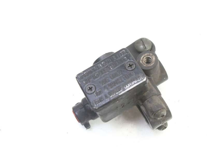 photo de FRONT MASTER CYLINDER GILERA RUNNER SL 50 (2006 - 2009) - Component detail