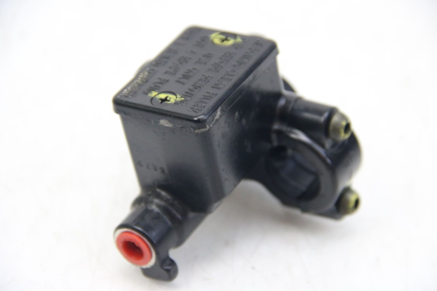 photo de FRONT BRAKE MASTER CYLINDER GILERA RUNNER SP 50 (2009 - 2017) - Zoom on usage condition