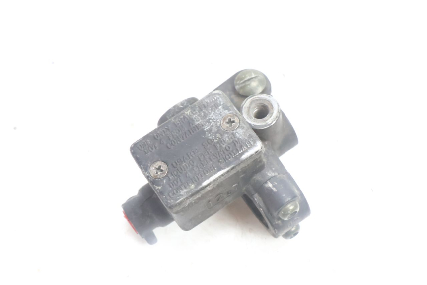 photo de FRONT BRAKE MASTER CYLINDER GILERA RUNNER SP 50 (2002 - 2004) - Component detail